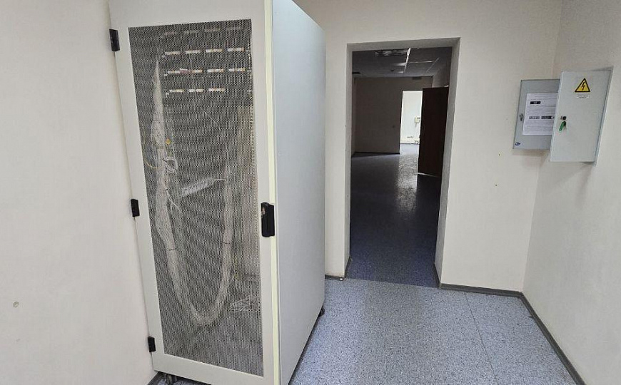 Продам офисное помещение фото