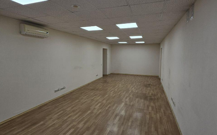 Продам офисное помещение фото