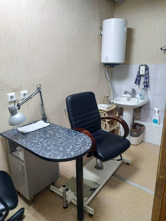 Помещение салон красоты 56.6м2 фото