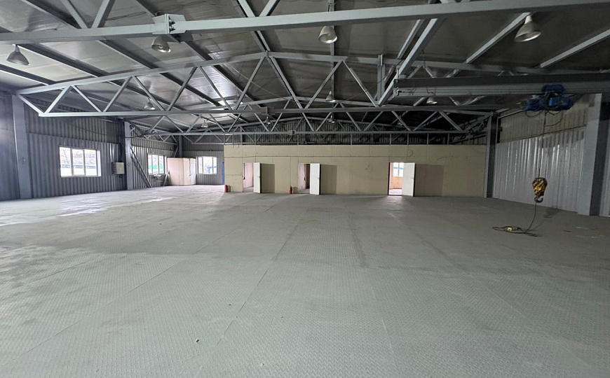  Теплый склад  2200м² фото
