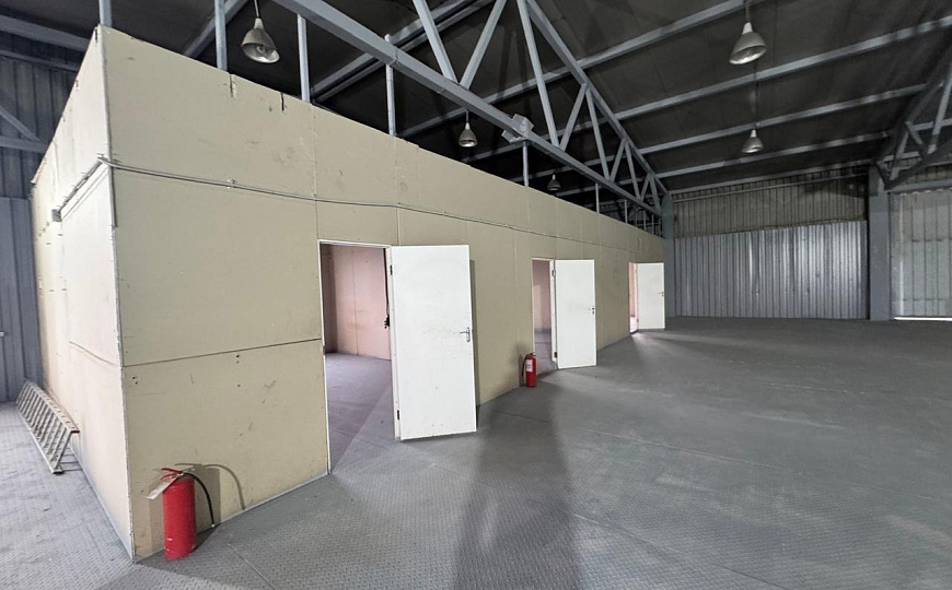  Теплый склад  2200м² фото