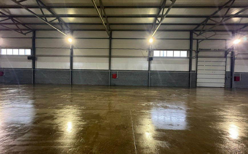 Теплый Склад  в аренду 1400м2 фото