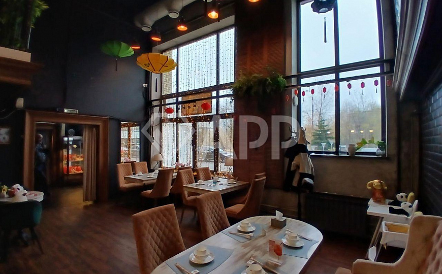 Отличное помещение ресторана фото