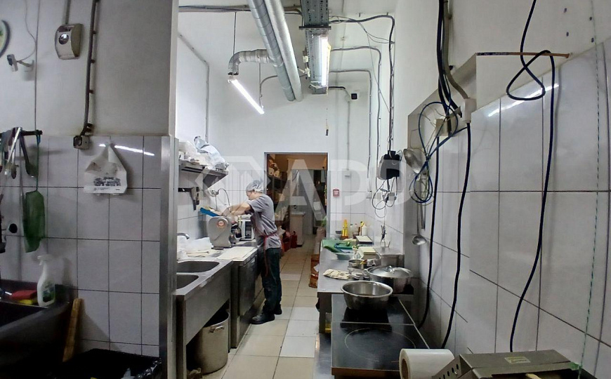 Отличное помещение ресторана фото