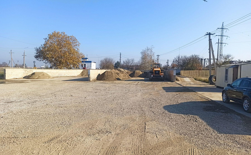 Продам земельный участок по трассе, 65 ар (сотка) фото
