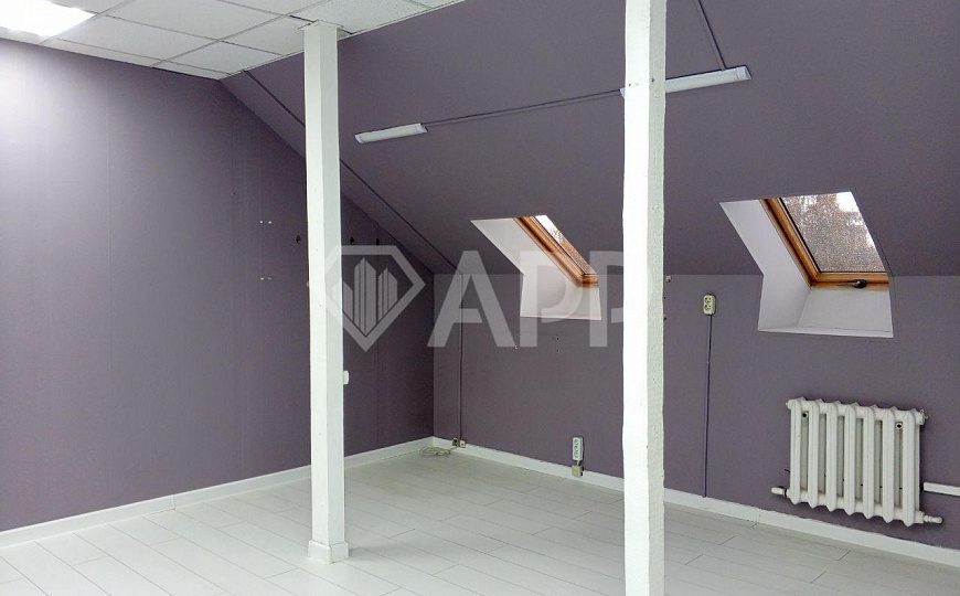 Продаю помещения свободного назначения фото