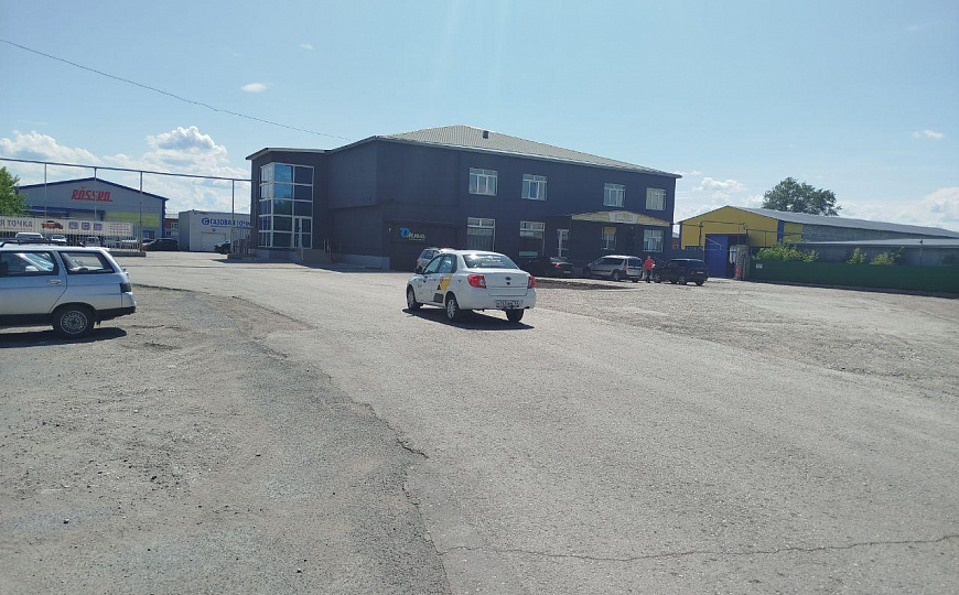 Имущественный комплекс 3550 м2 фото