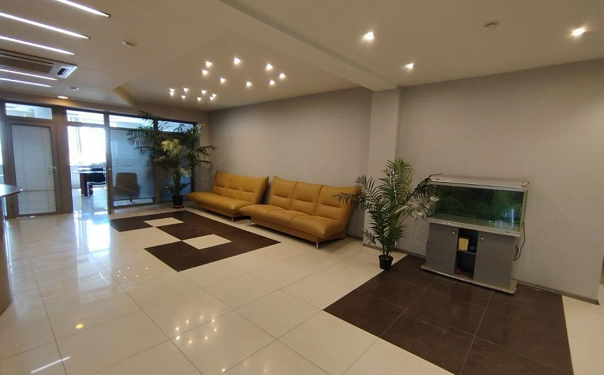 Имущественный комплекс 3550 м2 фото