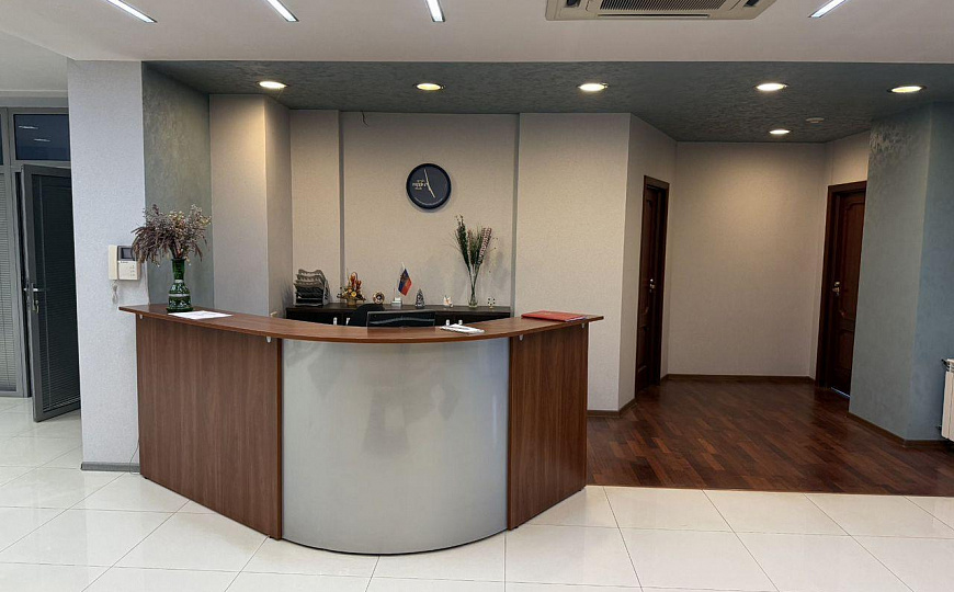 Имущественный комплекс 3550 м2 фото