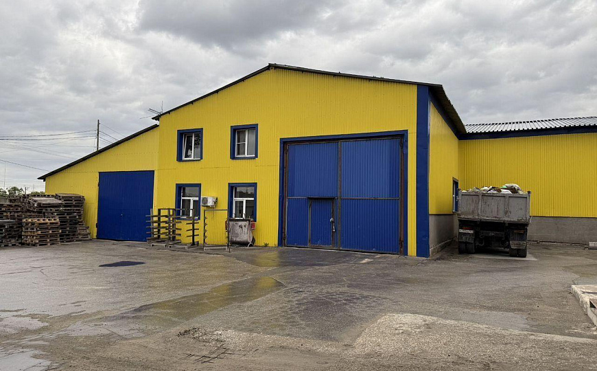 Имущественный комплекс 3550 м2 фото