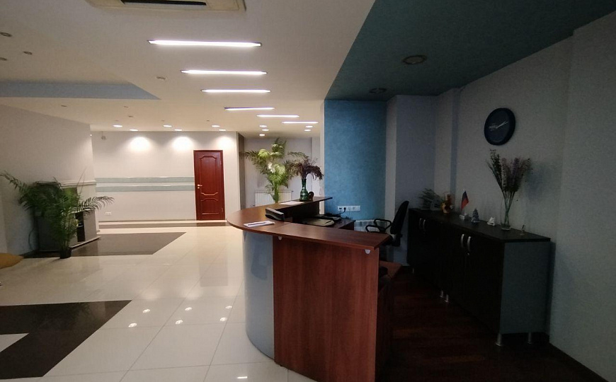 Имущественный комплекс 3550 м2 фото