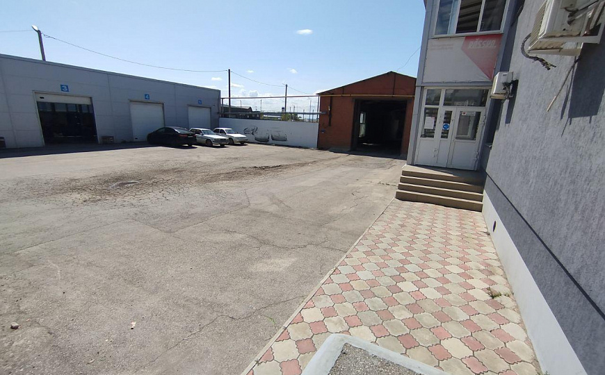 Имущественный комплекс 3550 м2 фото