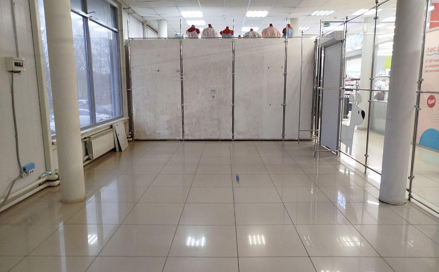 Торговая площадь в ТЦ Джумба, 40кв.м фото