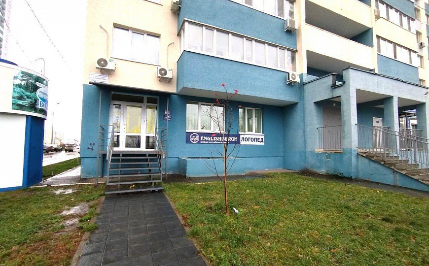 Помещение на 1 линии 110 м2 фото