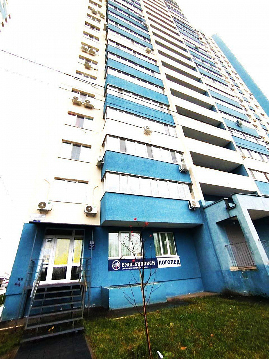 Помещение на 1 линии 110 м2 фото