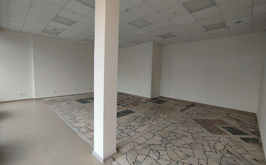 Сдаётся 60 кв.м с отдельным входом фото