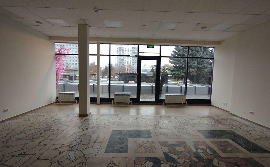 Сдаётся 60 кв.м с отдельным входом фото