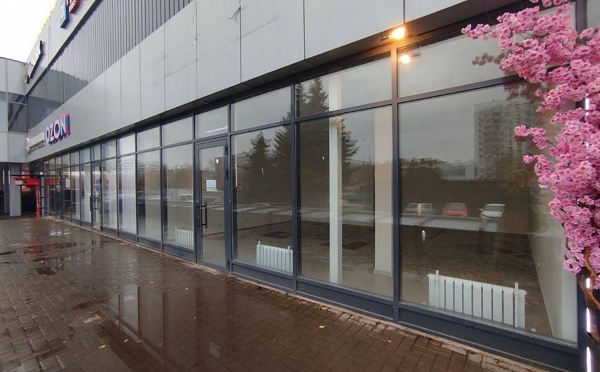 Сдаётся 60 кв.м с отдельным входом фото