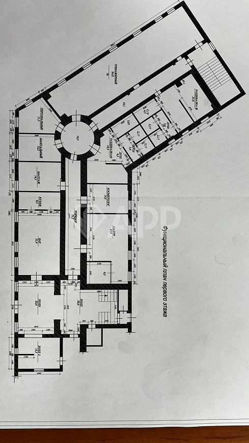 Здание 1040 м2/Земля 16.5 соток/Угловое на 2 проспекта фото