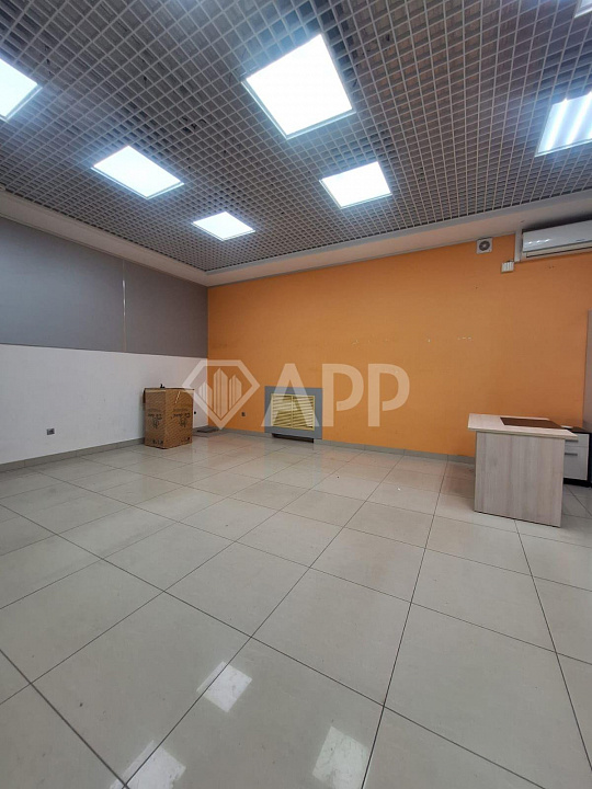 Продам помещение свободного назначения площадью 100 м² фото