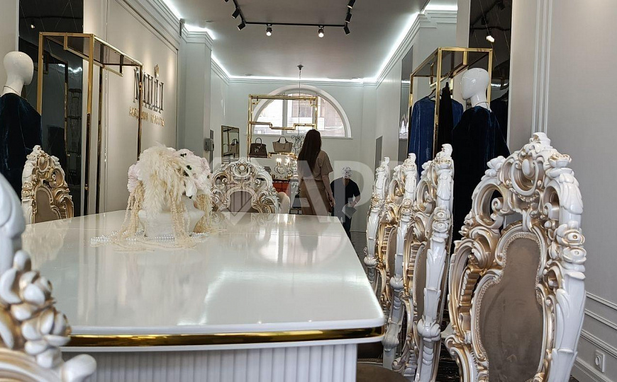 ПРОДАМ ПОМЕЩЕНИЕ В ПРЕСТИЖНОЙ ДЕЛОВОЙ ЛОКАЦИИ. фото