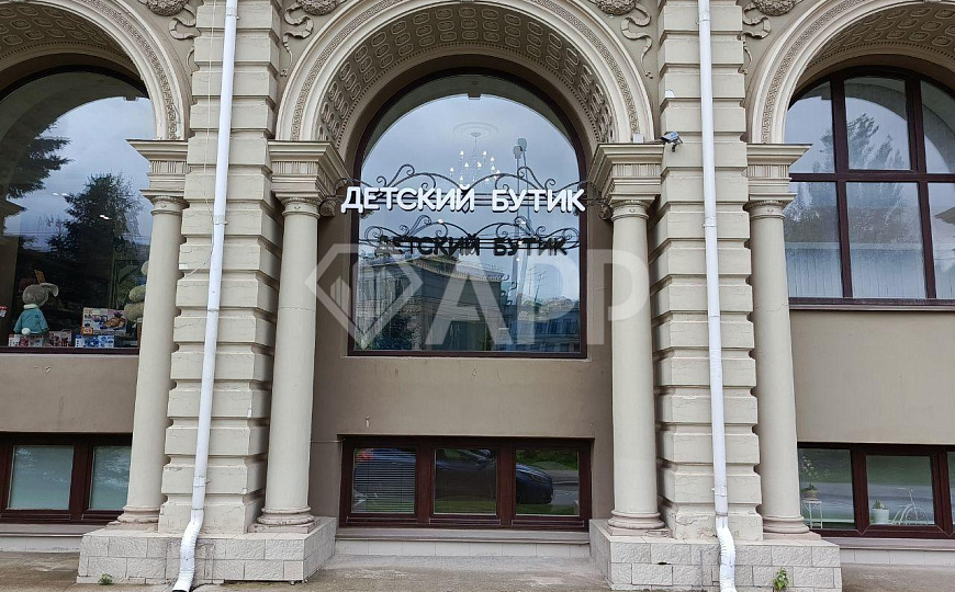 ПРОДАМ ПОМЕЩЕНИЕ В ПРЕСТИЖНОЙ ДЕЛОВОЙ ЛОКАЦИИ. фото