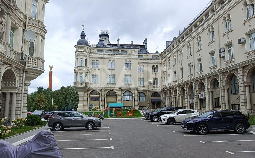 ПРОДАМ ПОМЕЩЕНИЕ В ПРЕСТИЖНОЙ ДЕЛОВОЙ ЛОКАЦИИ. фото