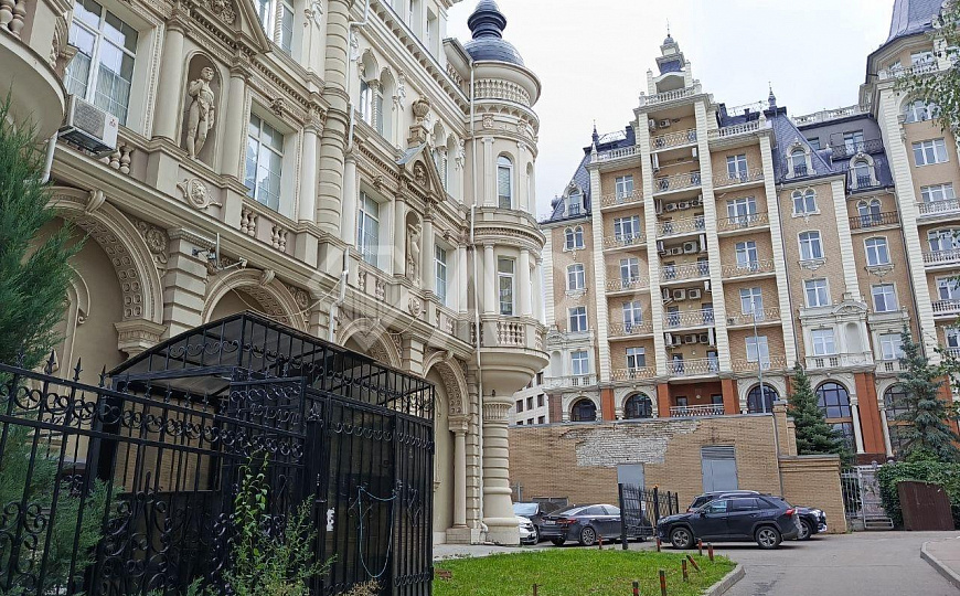 ПРОДАМ ПОМЕЩЕНИЕ В ПРЕСТИЖНОЙ ДЕЛОВОЙ ЛОКАЦИИ. фото