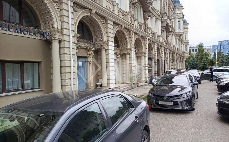 ПРОДАМ ПОМЕЩЕНИЕ В ПРЕСТИЖНОЙ ДЕЛОВОЙ ЛОКАЦИИ. фото