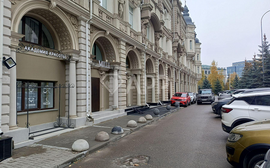 ПРОДАМ ПОМЕЩЕНИЕ В ПРЕСТИЖНОЙ ДЕЛОВОЙ ЛОКАЦИИ. фото