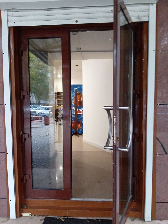 Кафе с вытяжкой и мангалом 105,9 м² фото