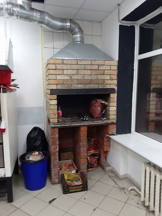 Кафе с вытяжкой и мангалом 105,9 м² фото