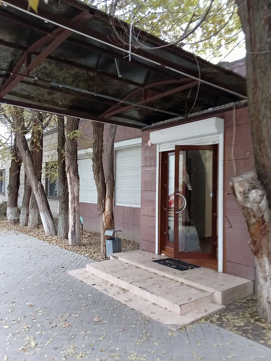 Кафе с вытяжкой и мангалом 105,9 м² фото