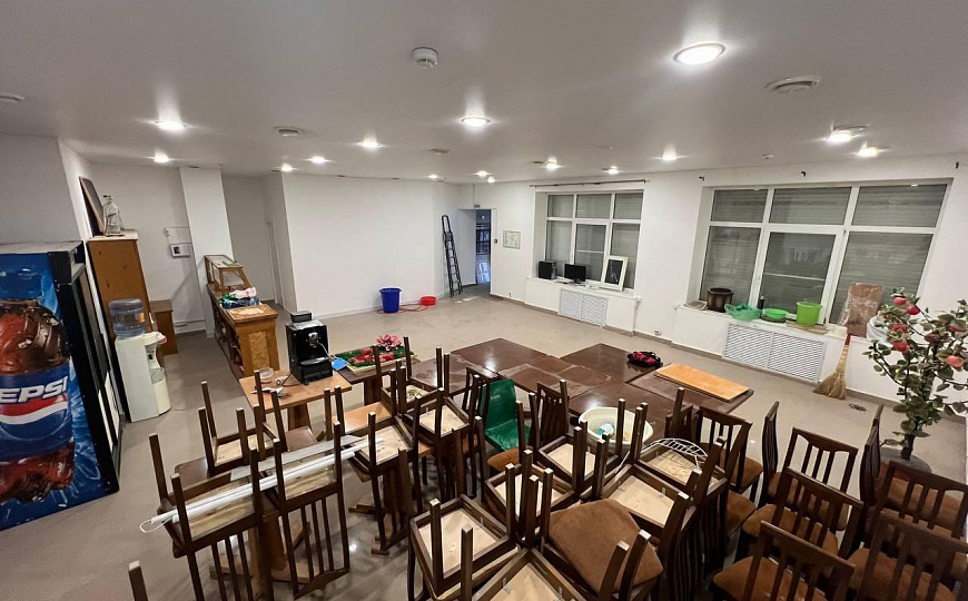 Кафе с вытяжкой и мангалом 105,9 м² фото