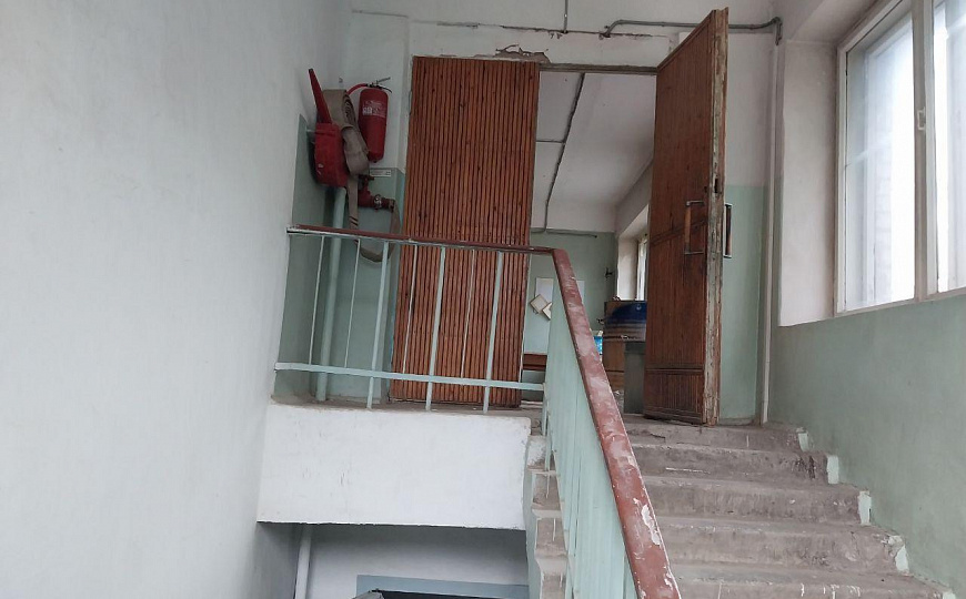 Здание, 3 этажа, с землей. 2876 кв.м фото