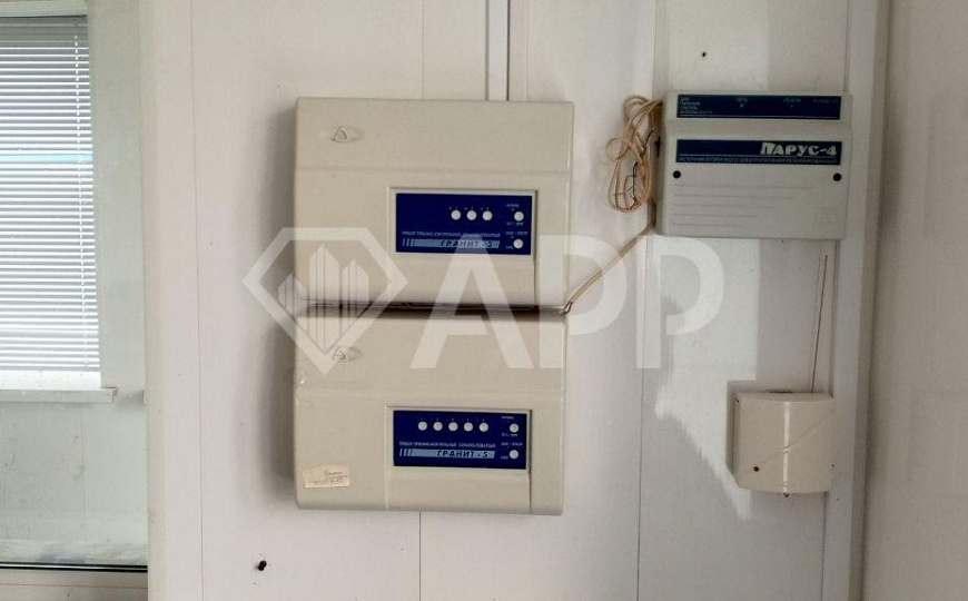 Производственно-складской комплекс с прилегающей территорией фото