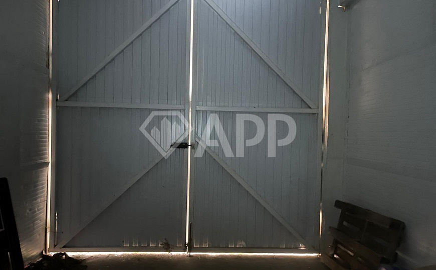 Производственно-складской комплекс с прилегающей территорией фото