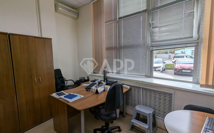 Сдаю офисное помещение с ремонтом центр, 296 м² фото