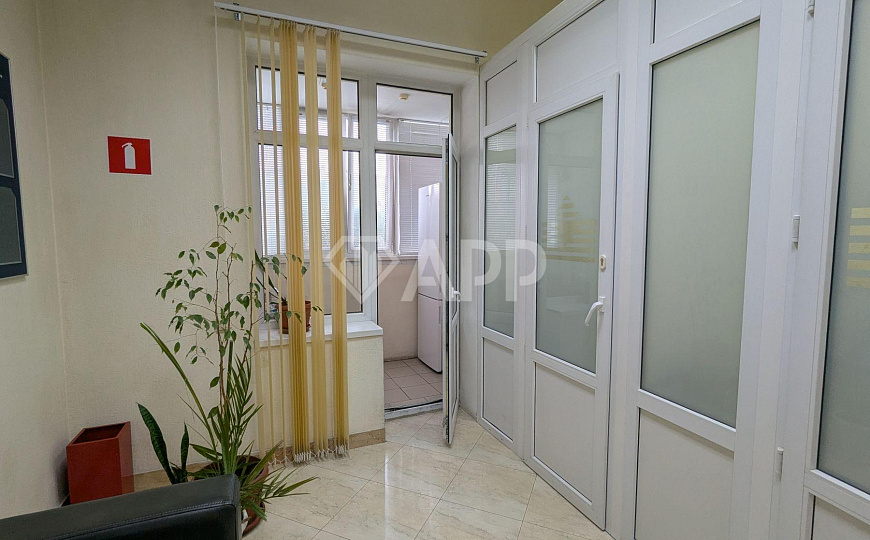 Сдаю офисное помещение с ремонтом центр, 296 м² фото