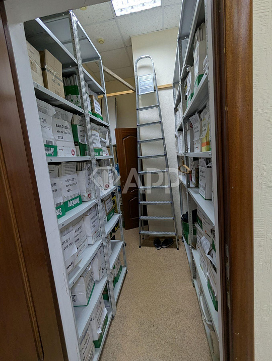 Сдаю офисное помещение с ремонтом центр, 296 м² фото