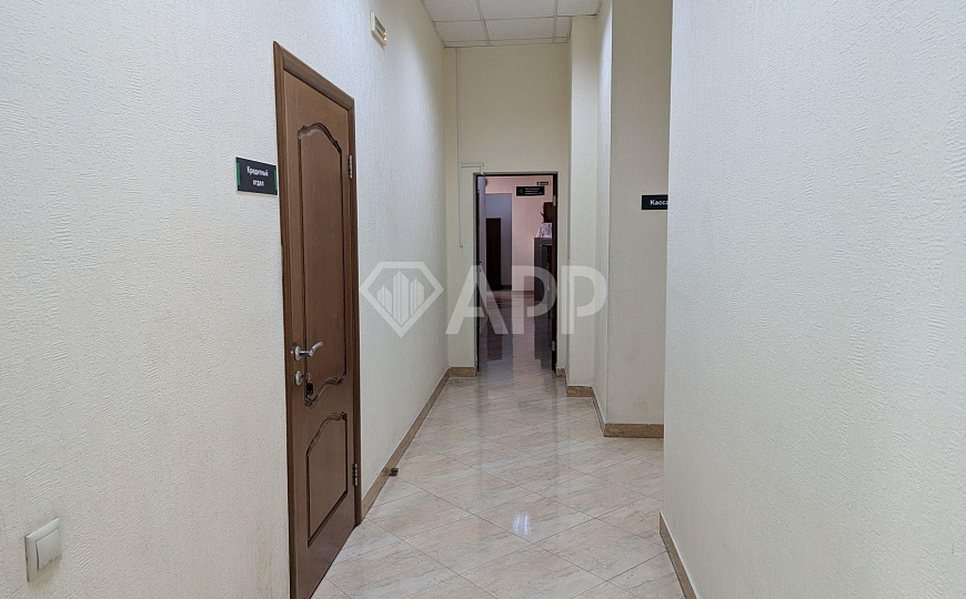 Сдаю офисное помещение с ремонтом центр, 296 м² фото