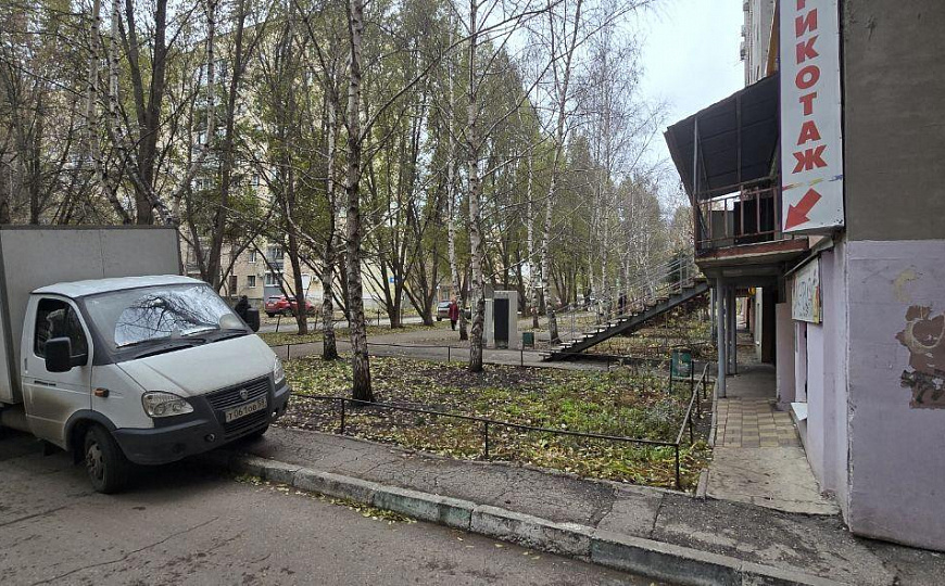 Сдам помещение свободного назначения на трафике фото