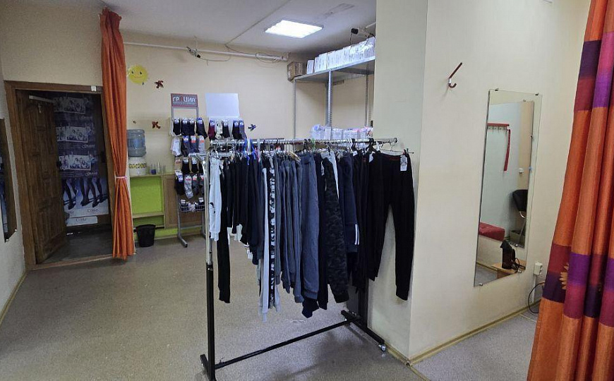 Сдам помещение свободного назначения на трафике фото