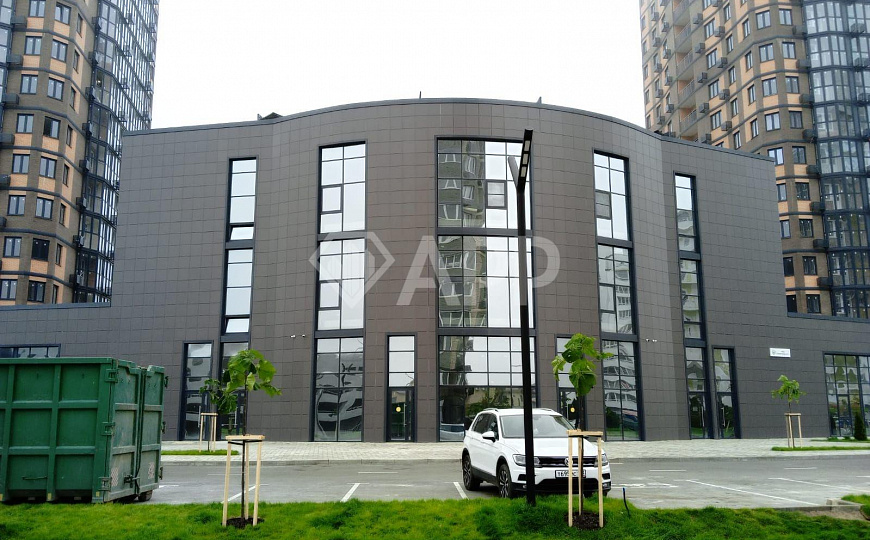 Продаю помещение 1 этаж 1 линия, 179 м² фото