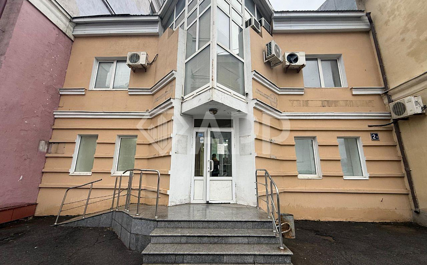 Сдам в аренду здание (415м2) в центре города фото