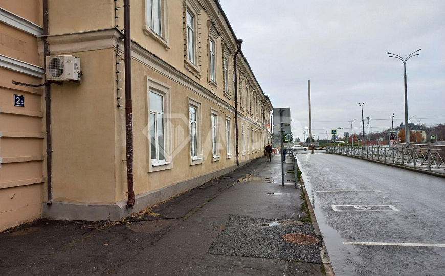 Сдам в аренду здание (415м2) в центре города фото