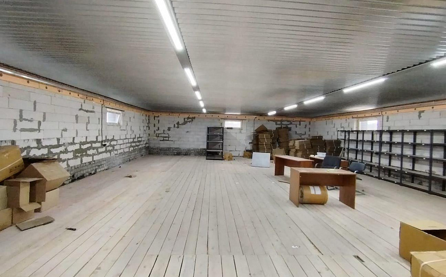 Сдам отдельно стоящее здание, 300 м² фото