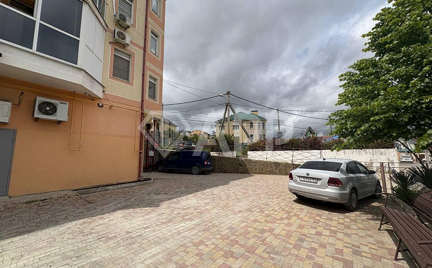 Продам торговое помещение, 75 м² фото