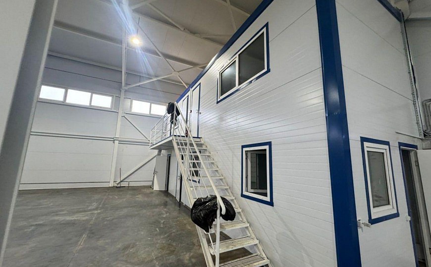 Сдам складское помещение 1480м2 фото