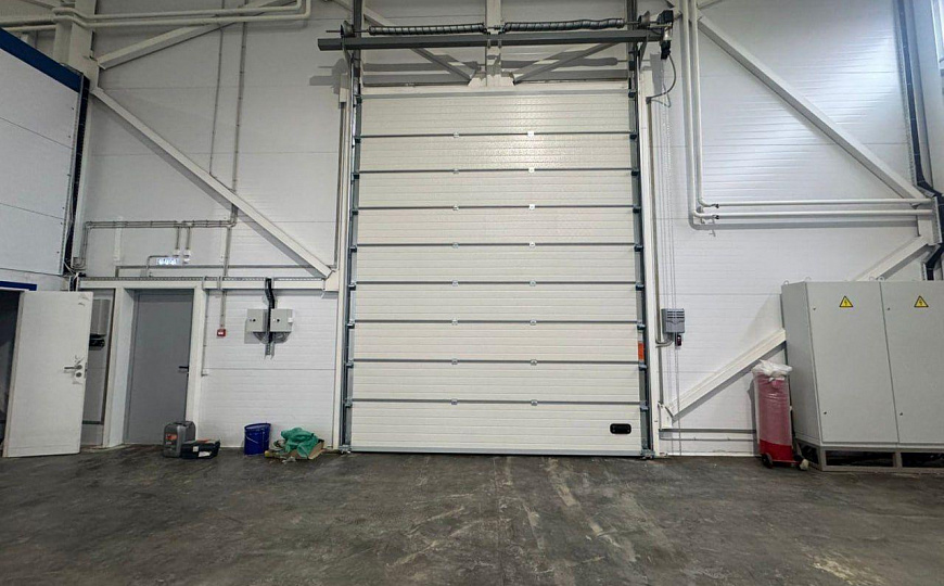 Сдам складское помещение 1480м2 фото